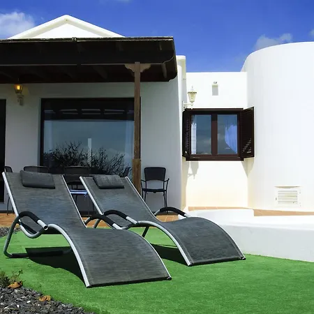 Villa La Concha Playa Honda (Lanzarote)