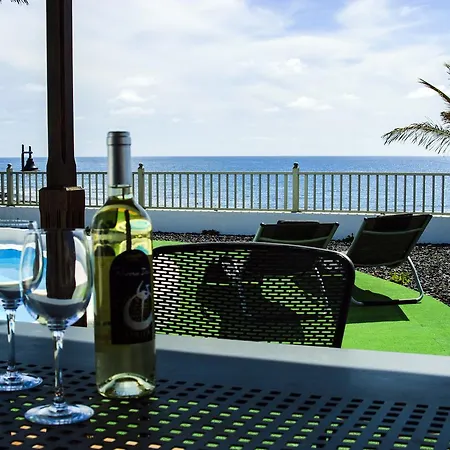 La Concha Playa Honda (Lanzarote)